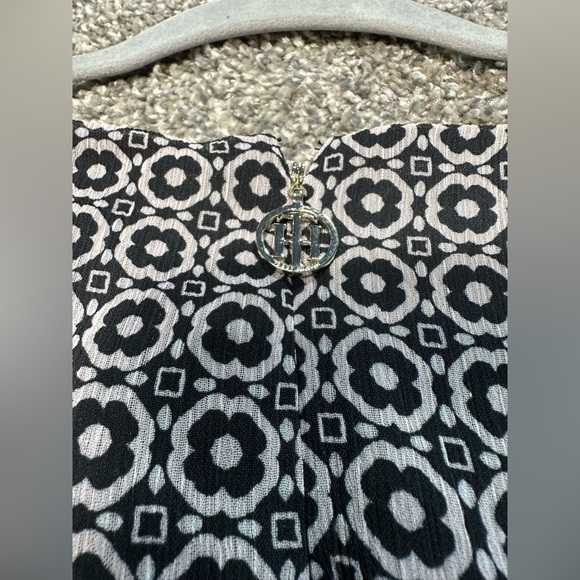 NWT Tommy Hilfiger Faux Wrap Short Sleeve Chiffon Dress Size 8 - Picture 7 of 9